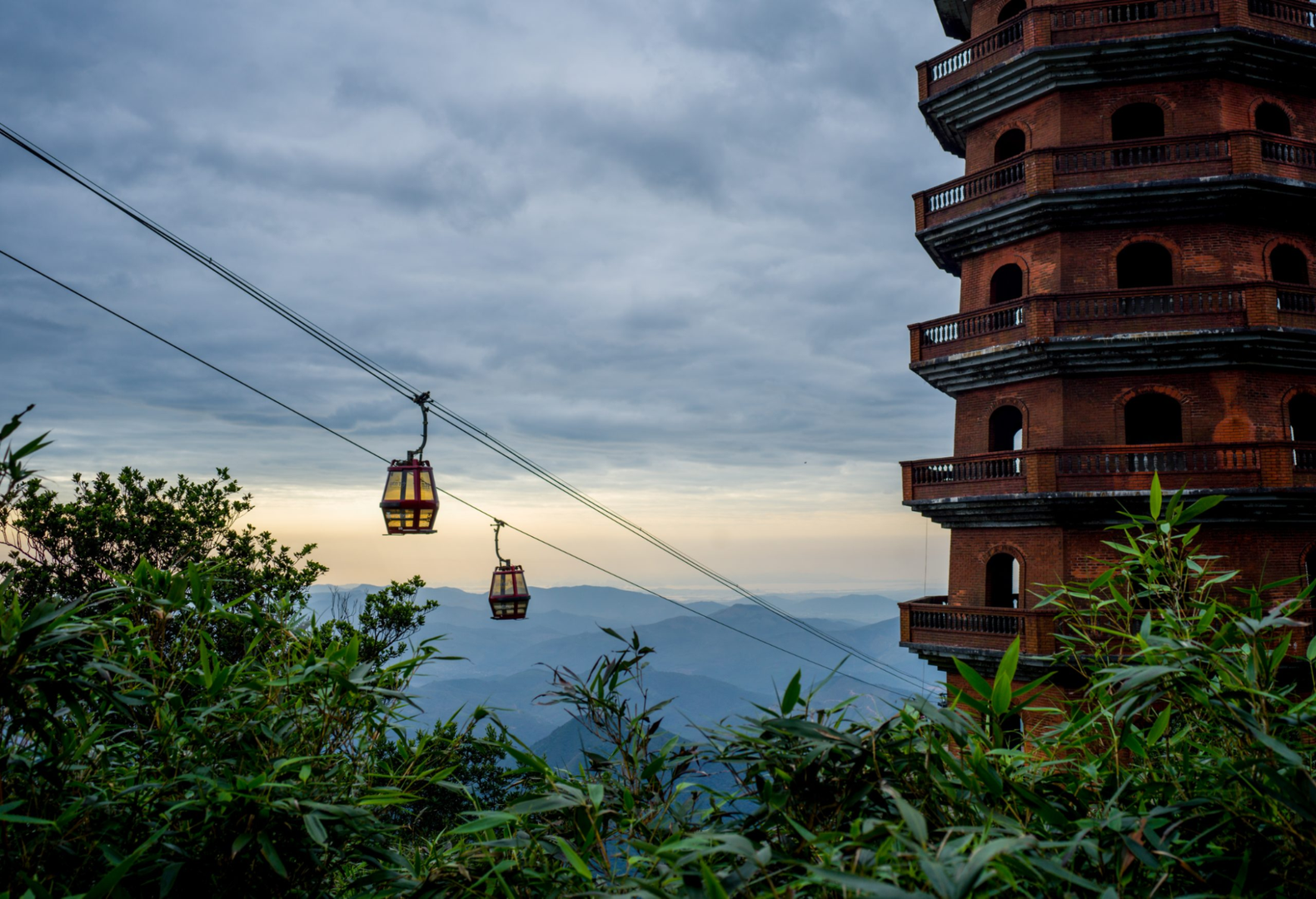 Cáp treo Yên Tử